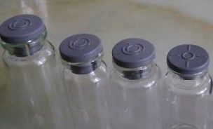 La macchina per lo stampaggio a iniezione di gomma di silicone piccola macchina per la produzione di prodotti di gomma per tappi di gomma medica
