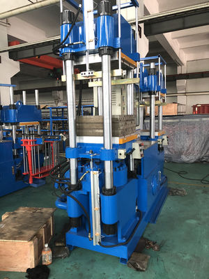 Macchina idraulica per la vulcanizzazione a pressione calda per la fabbricazione di coperture di tenuta in silicone/coperture di tenuta fresca
