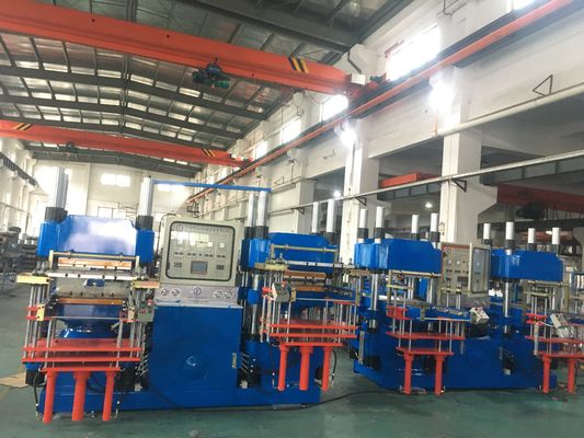 Macchina di stampaggio a compressione a vuoto a basso costo per la produzione di guarnizioni di gomma