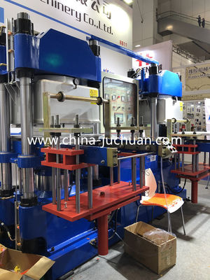 Macchine per la fabbricazione di pezzi di ricambio per autoveicoli/macchine di stampaggio a compressione sotto vuoto per la fabbricazione di gomma