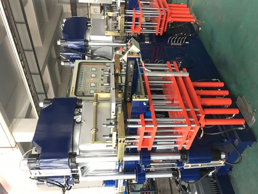 Fabbricante di muffe di silicone Macchina di stampaggio a compressione a vuoto di gomma di silicone per la produzione di piastre di aspirazione per l'alimentazione del bambino di silicone